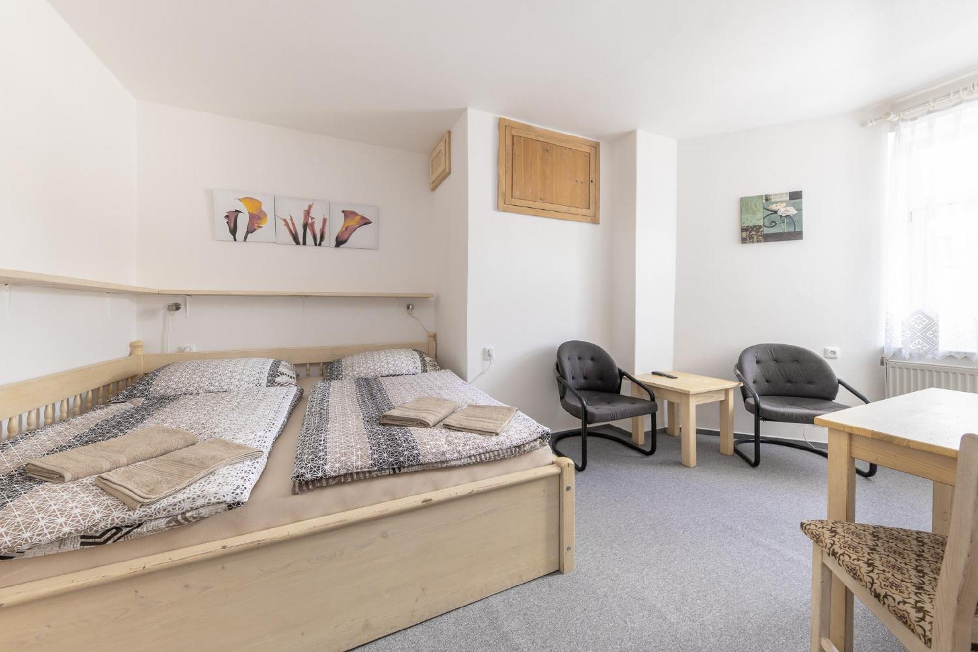 Hotel Pivovar Polička Екстериор снимка