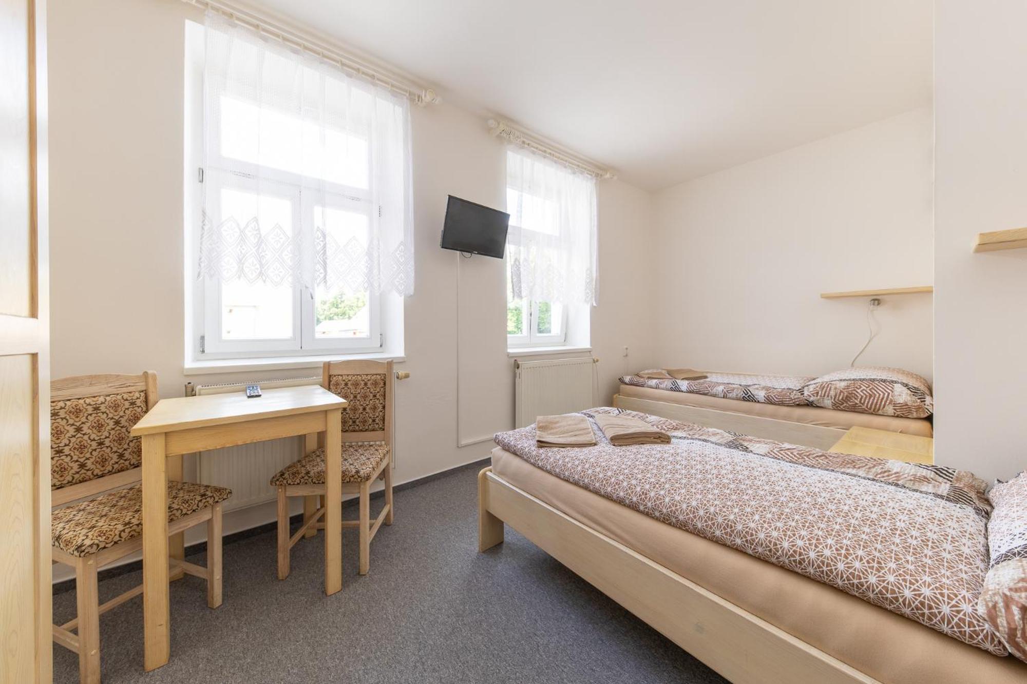 Hotel Pivovar Polička Екстериор снимка