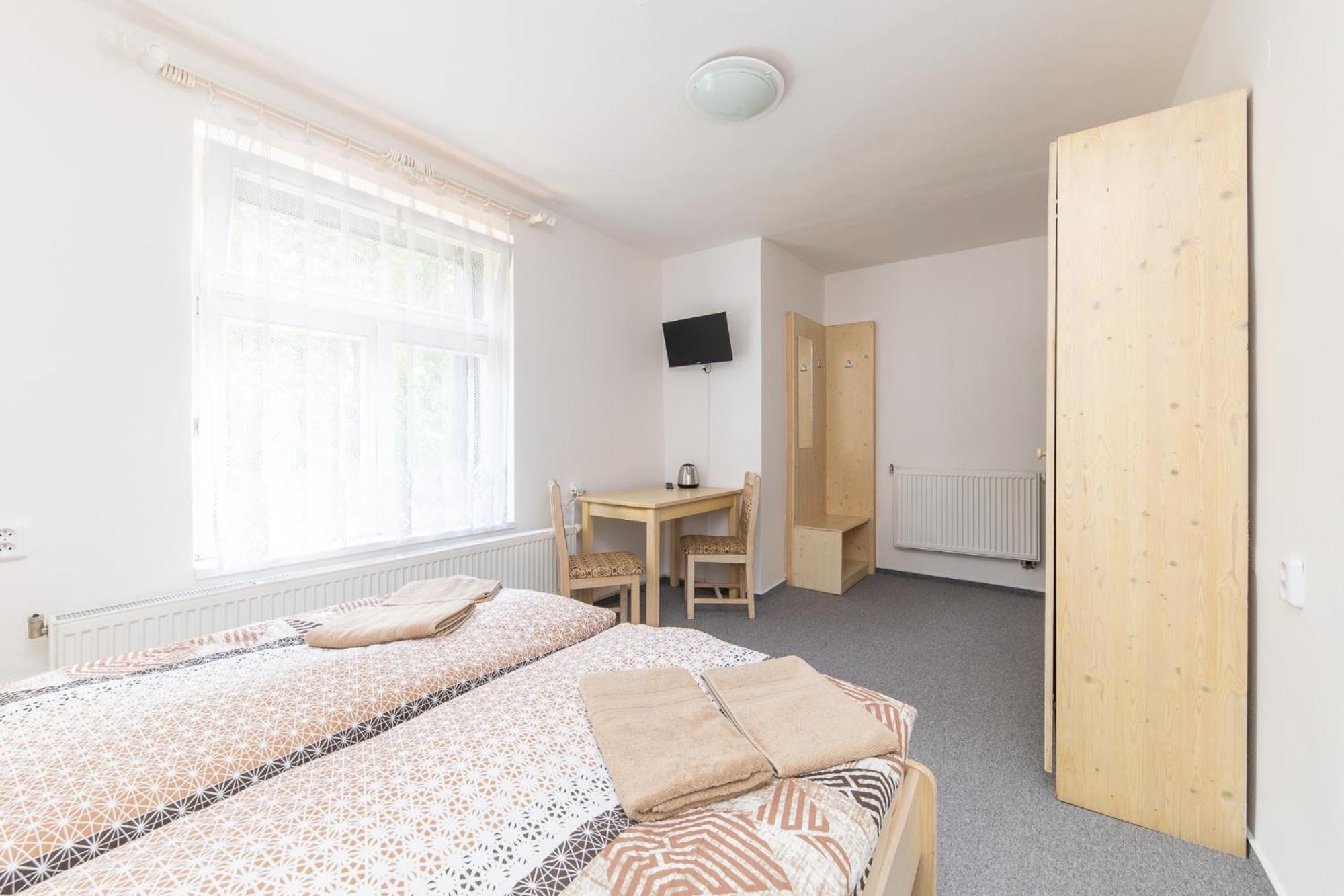 Hotel Pivovar Polička Екстериор снимка