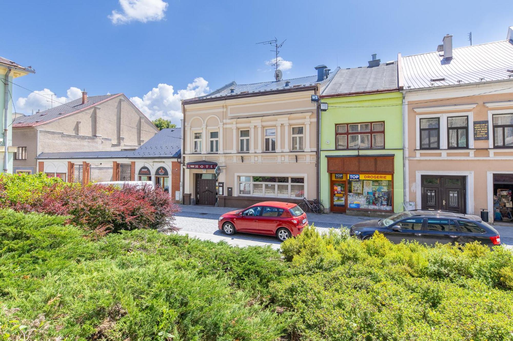 Hotel Pivovar Polička Екстериор снимка