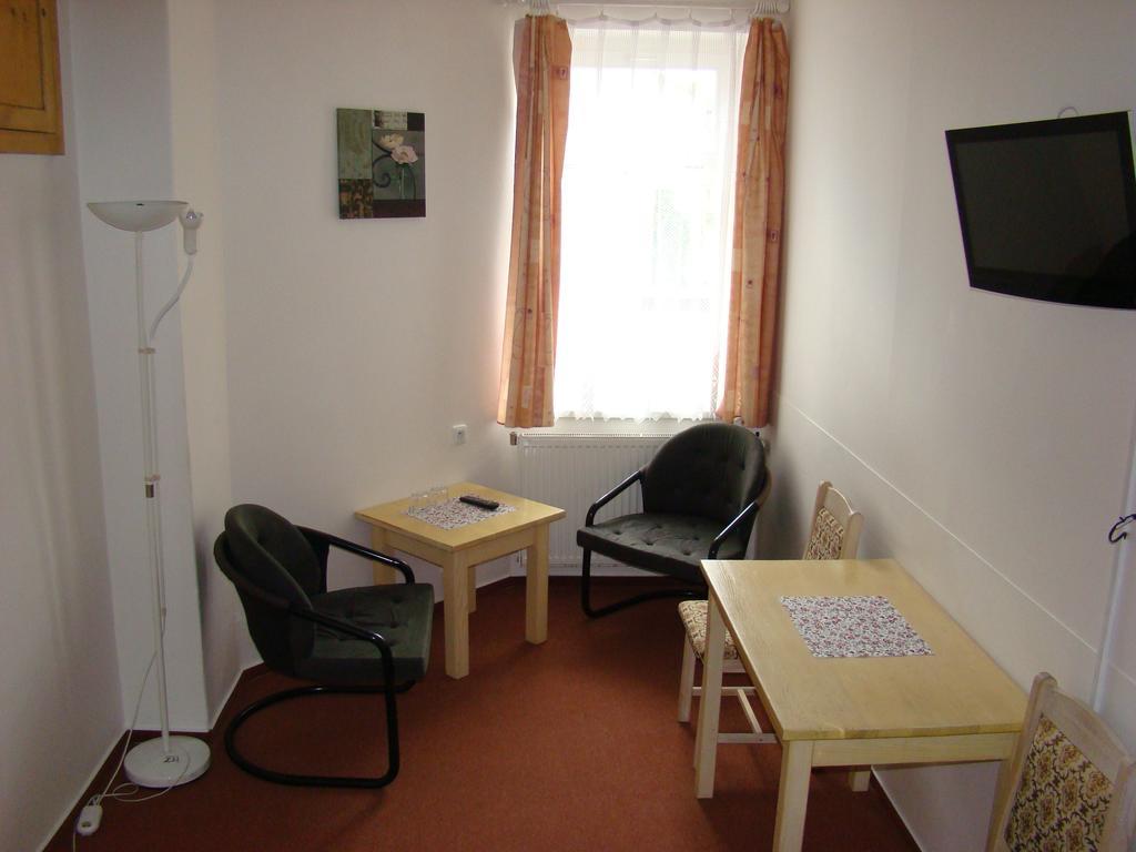 Hotel Pivovar Polička Екстериор снимка